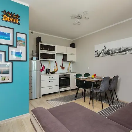 Apartment Na Zakolu Wisły by Renters-3